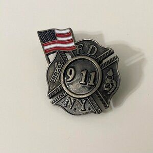 Vtg 9 11 FD NY New York Fire Department Memorial Pin Flag